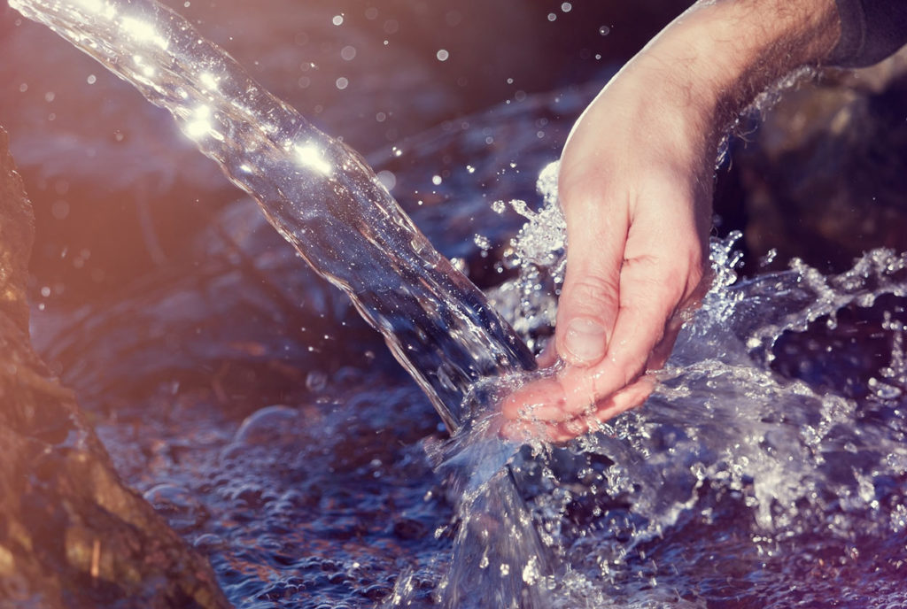 Wasser als Gesundheitselixier – Wasseranalyse aus unserer natürlich Apotheke